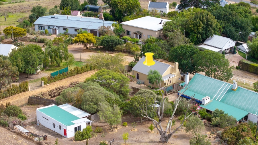 2 Bedroom Property for Sale in Napier Western Cape